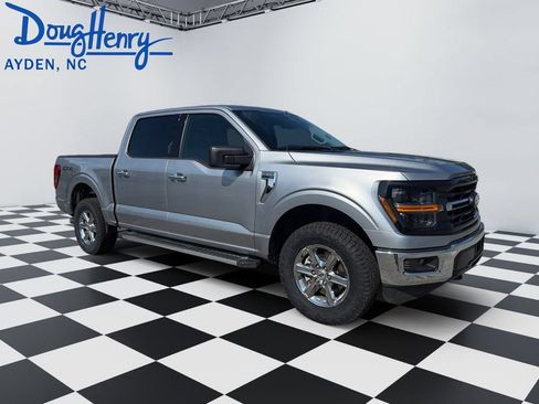 Used 2025 Ford F150 XLT w/ Equipment Group 301A Standard AWD/4WD image 7