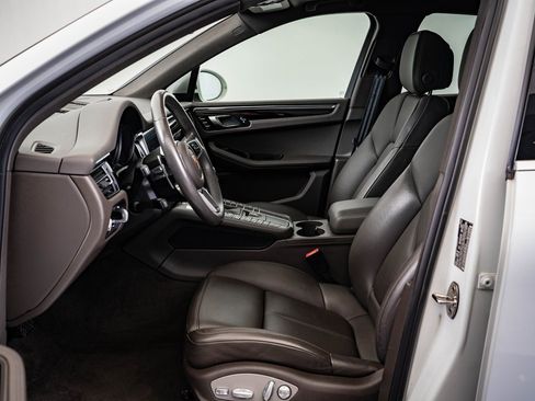Used 2019 Porsche Macan S image 5