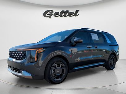 Used 2025 Kia Carnival SX