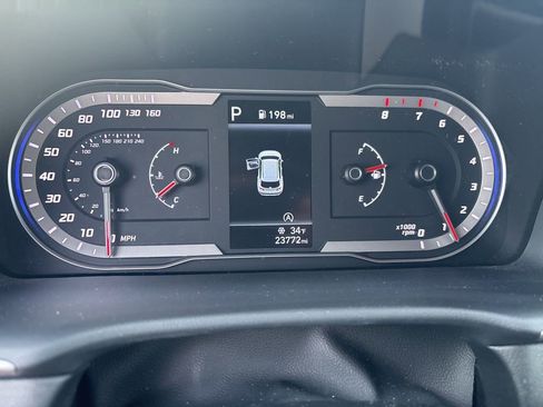 Used 2023 Hyundai Tucson SEL image 2