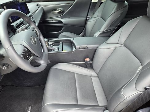 Certified 2025 Lexus ES 300h w/ Premium Package FWD image 9