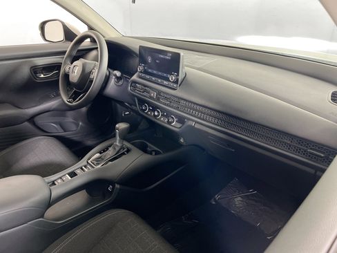Used 2023 Honda HR-V LX image 26