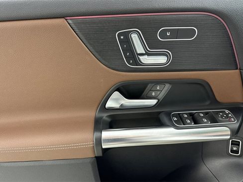 Certified 2023 Mercedes-Benz GLA 250 4MATIC image 11