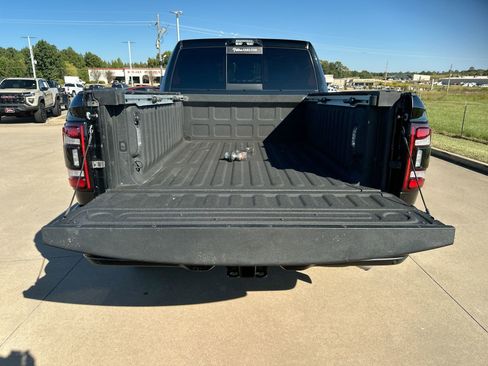 Used 2024 RAM 2500 Limited image 24