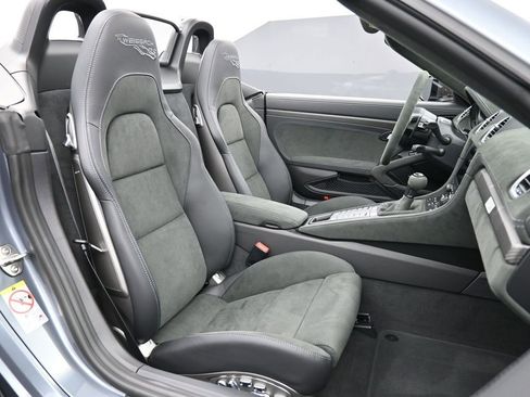 Certified 2025 Porsche 718 Boxster Spyder RS image 26