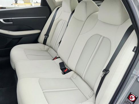 Used 2022 Hyundai Sonata SEL FWD image 31