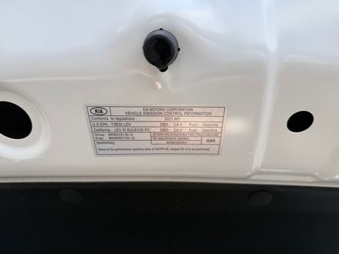 Used 2021 Kia Niro LX FWD image 14