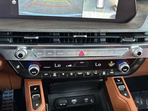 Certified 2023 Kia Telluride SX X-Line AWD/4WD image 29