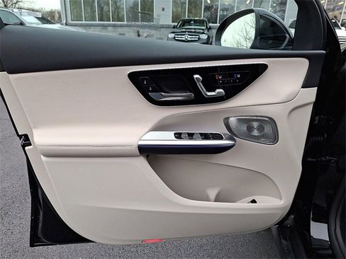 New 2026 Mercedes-Benz GLC 300 4MATIC image 11