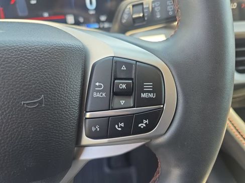 Certified 2025 Ford Explorer Active w/ Active Comfort Package AWD/4WD image 18