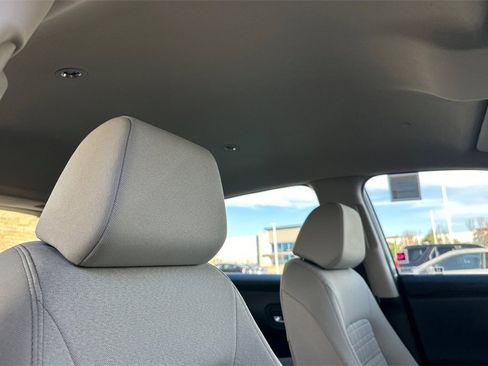 Certified 2025 Honda HR-V LX image 19