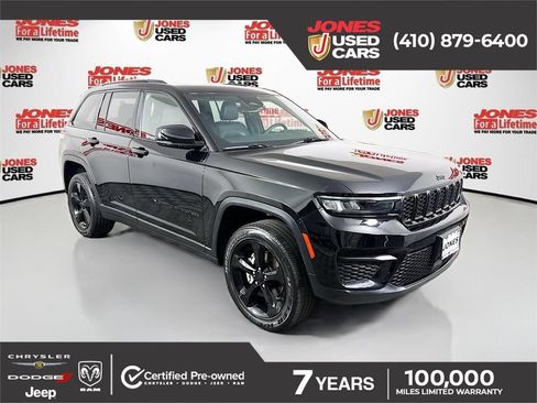 Used 2023 Jeep Grand Cherokee Altitude AWD/4WD image 1