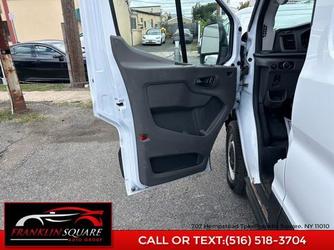 Used 2022 Ford Transit 250 Medium Roof image 15