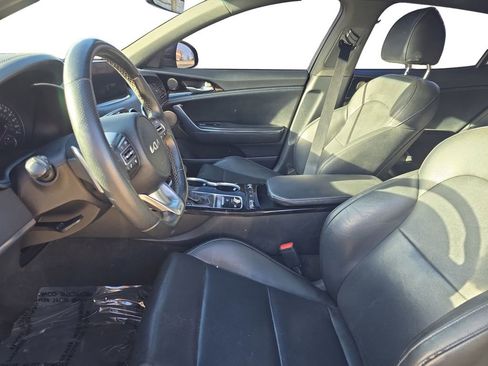 Used 2023 Kia Stinger GT-Line w/ Sun & Sound Package image 10