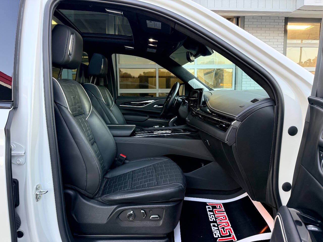 Used 2023 Cadillac Escalade V w/ LPO, Floor Liner Package AWD/4WD image 44