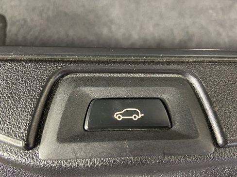 Used 2019 BMW X5 xDrive40i w/ Convenience Package image 21