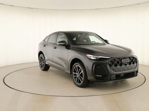 New 2026 Audi Q5 Premium Plus AWD/4WD image 10