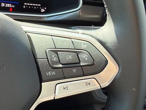 New 2026 Volkswagen Taos SE AWD/4WD image 12