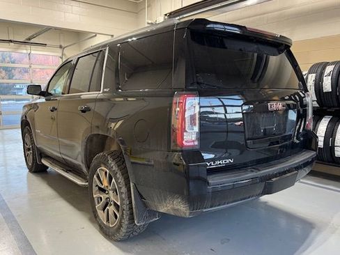 Used 2018 GMC Yukon SLT image 11