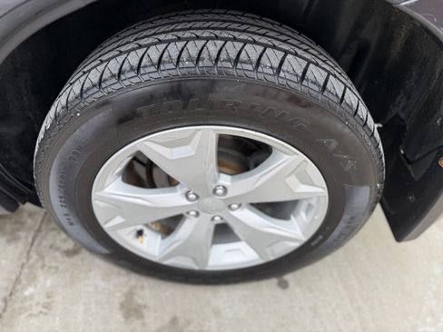 Used 2014 Subaru Forester 2.5i Premium w/ All-Weather Package image 15