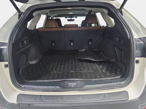 Used 2020 Subaru Outback Touring XT AWD/4WD image 12