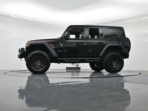 Used 2022 Jeep Wrangler Unlimited Rubicon w/ Xtreme Recon 35" Tire Package AWD/4WD image 42