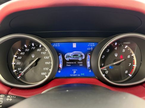Used 2020 Maserati Levante GranSport AWD/4WD image 20