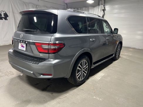 Used 2023 Nissan Armada SL w/ Captain's Chairs Package image 7
