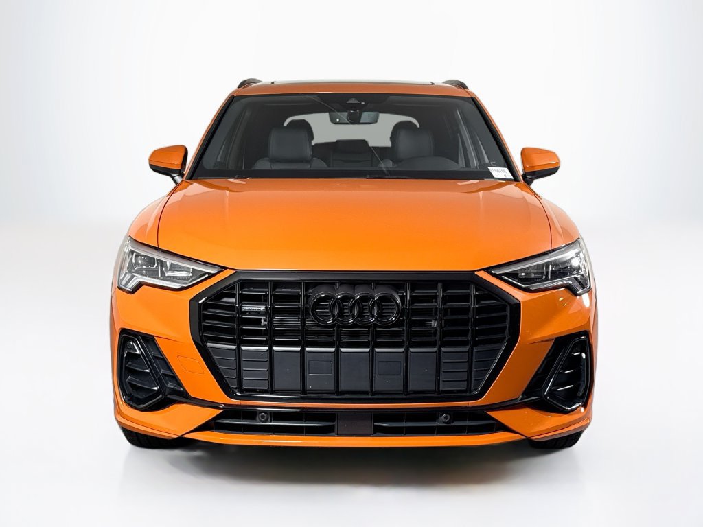 Certified 2025 Audi Q3 2.0T Premium w/ Convenience Package AWD/4WD image 8