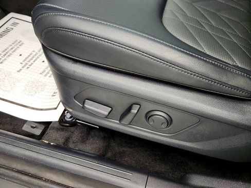 Used 2025 Kia Sportage X-Line image 12