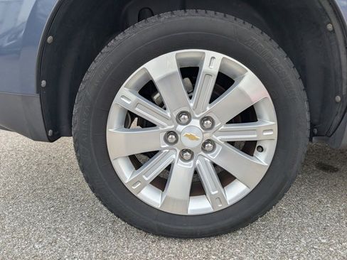 Used 2011 Chevrolet Equinox LT image 26