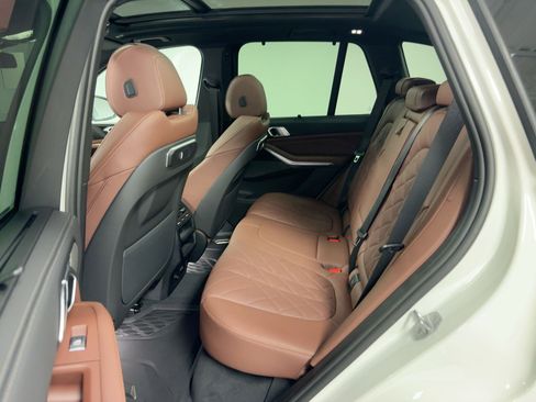 New 2026 BMW X5 sDrive40i image 15