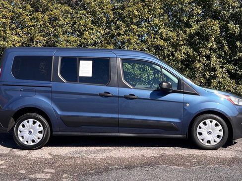 Used 2020 Ford Transit Connect XL image 9