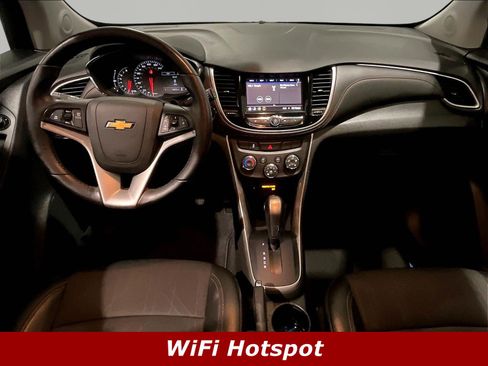 Used 2022 Chevrolet Trax LT w/ Driver Confidence Package AWD/4WD image 7