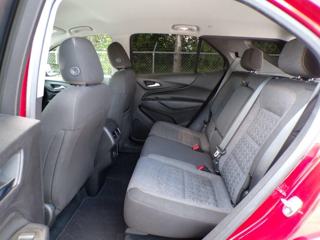 Used 2023 Chevrolet Equinox LT FWD image 18