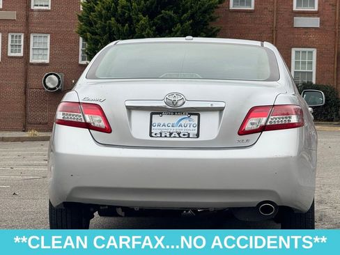 Used 2010 Toyota Camry XLE image 7