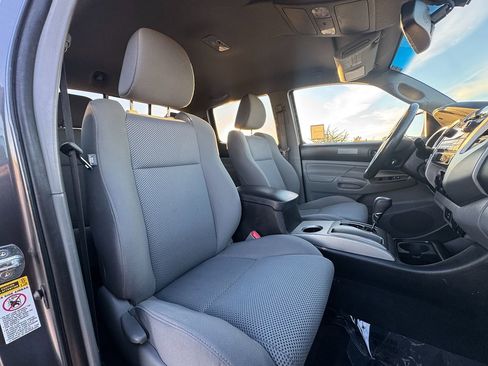 Used 2012 Toyota Tacoma 4x4 Double Cab image 27