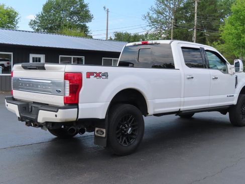 Used 2017 Ford F350 Platinum w/ Platinum Ultimate Package AWD/4WD image 20