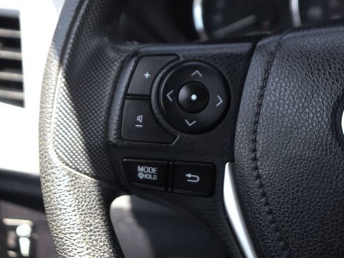 Used 2016 Toyota Corolla LE FWD image 20