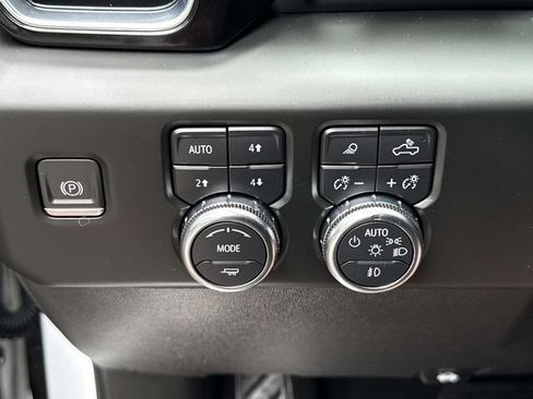 Certified 2023 GMC Sierra 1500 Denali w/ Technology Package AWD/4WD image 22