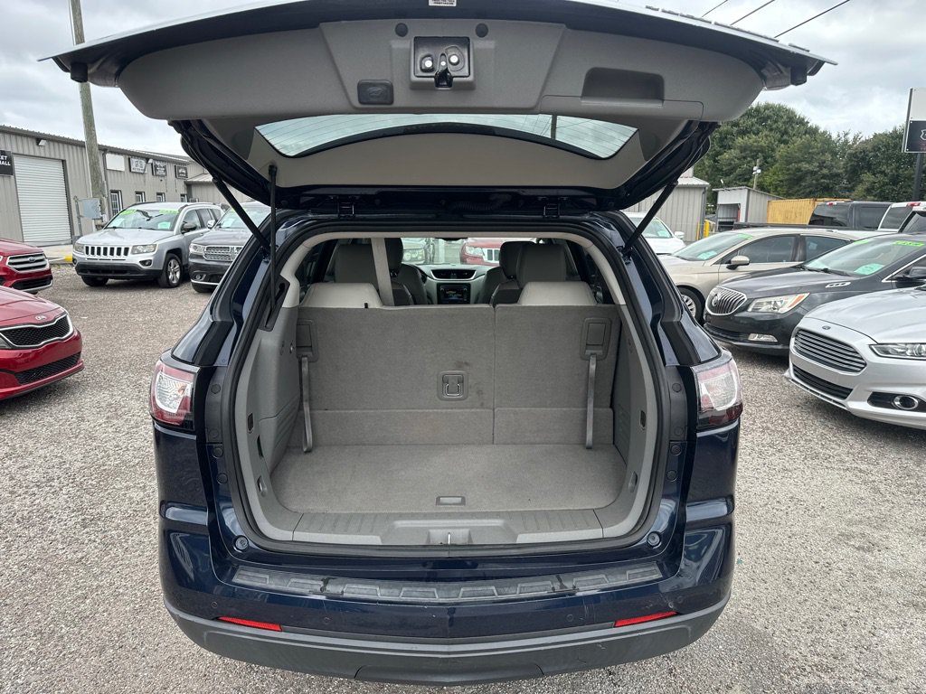 Used 2016 Chevrolet Traverse LT FWD image 18