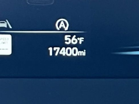 Used 2023 Hyundai Palisade SE image 25