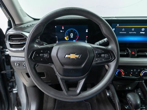 Used 2024 Chevrolet TrailBlazer LT w/ Driver Confidence Package image 30