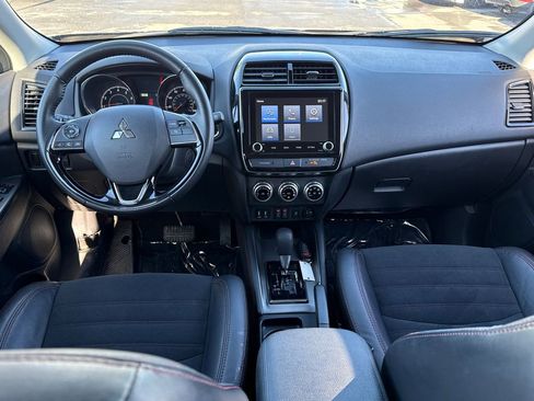 Used 2024 Mitsubishi Outlander Sport 2.0 S image 16