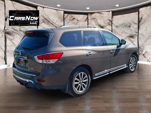 Used 2015 Nissan Pathfinder SL w/ SL Premium Package image 6
