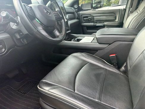 Used 2022 RAM 2500 Limited AWD/4WD image 9