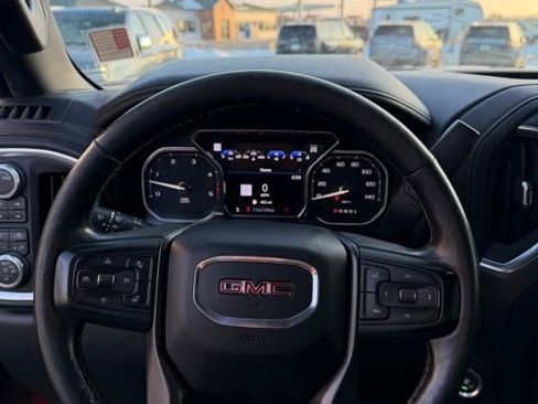 Used 2021 GMC Sierra 2500 AT4 w/ AT4 Premium Plus Package image 10