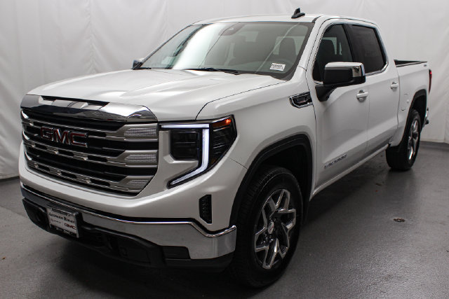 New 2026 GMC Sierra 1500 SLE w/ Preferred Package AWD/4WD image 6