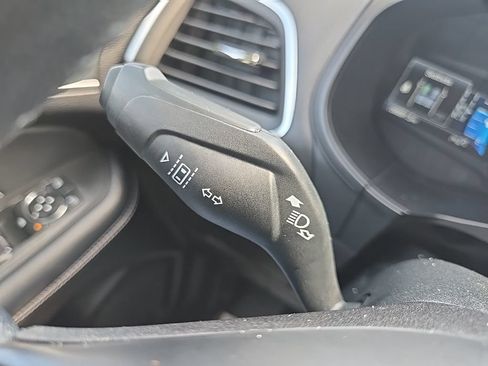 Used 2024 Ford Edge Titanium AWD/4WD image 46