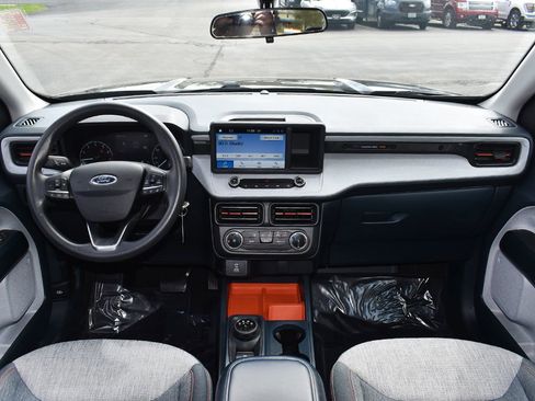 Certified 2023 Ford Maverick XLT FWD image 4